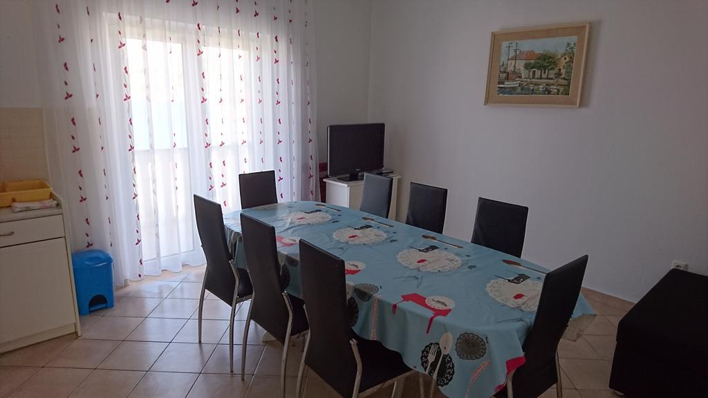 Apartments Anastazija Pag Town Εξωτερικό φωτογραφία