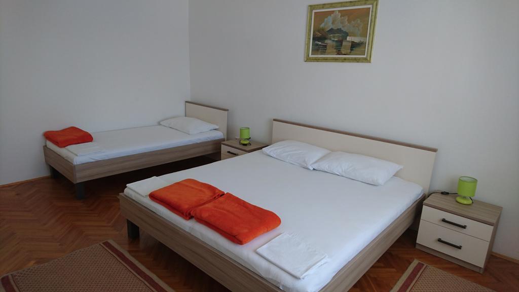 Apartments Anastazija Pag Town Εξωτερικό φωτογραφία