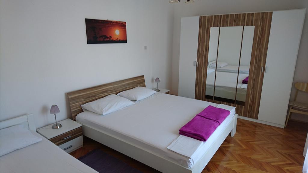 Apartments Anastazija Pag Town Εξωτερικό φωτογραφία