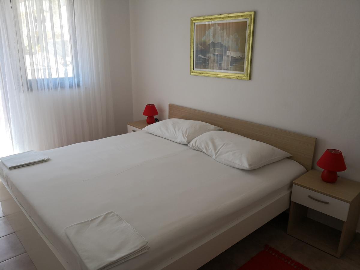Apartments Anastazija Pag Town Εξωτερικό φωτογραφία